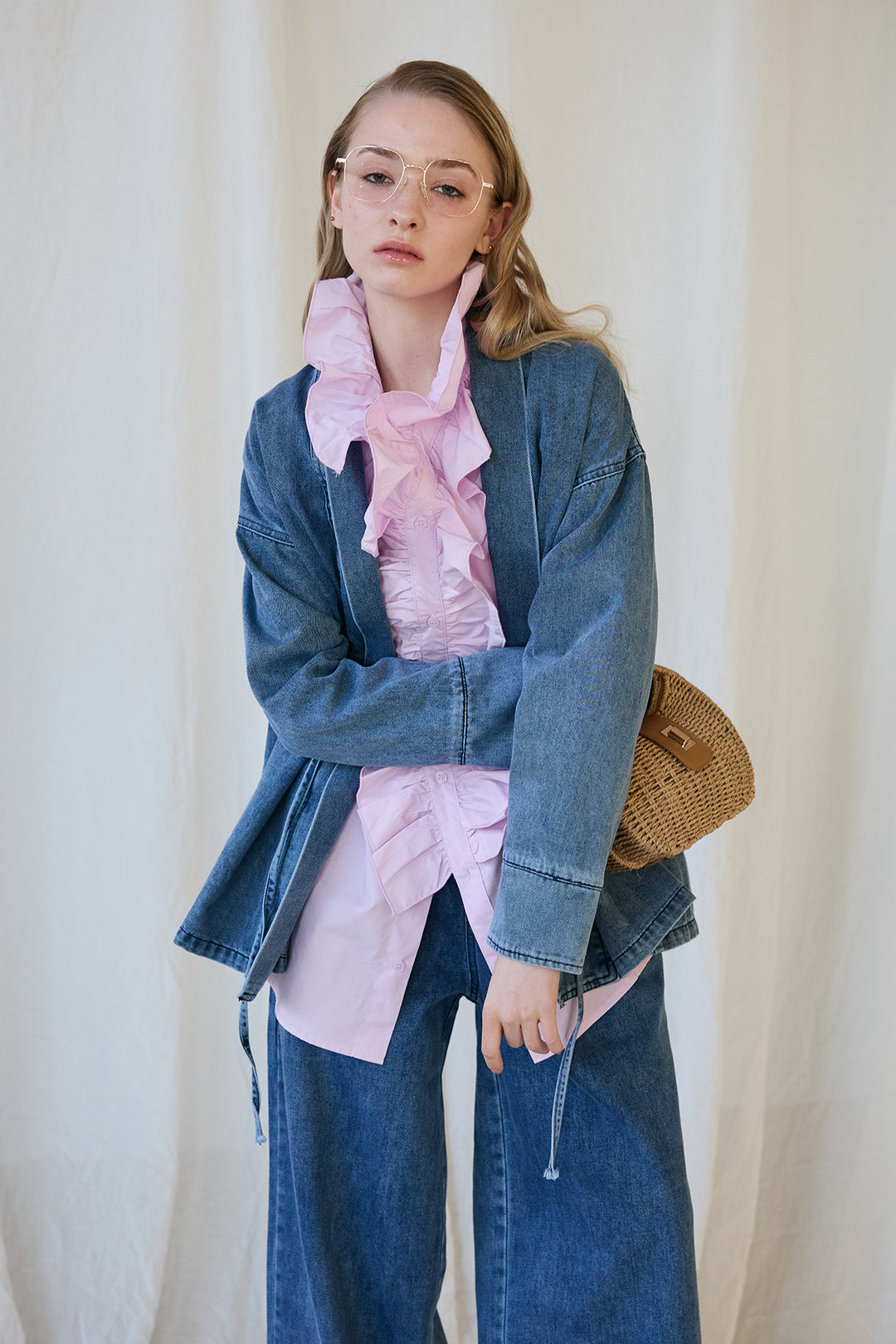 [予約/SET]ブルームカラーフリルブラウス+ノーカラーデニムルーズセットアップ(2set)
