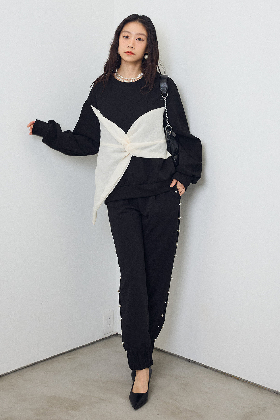 [予約/SET]オーガンジーBIGリボンプルオーバー+サイドパール裾タックジョガーパンツ(2set)