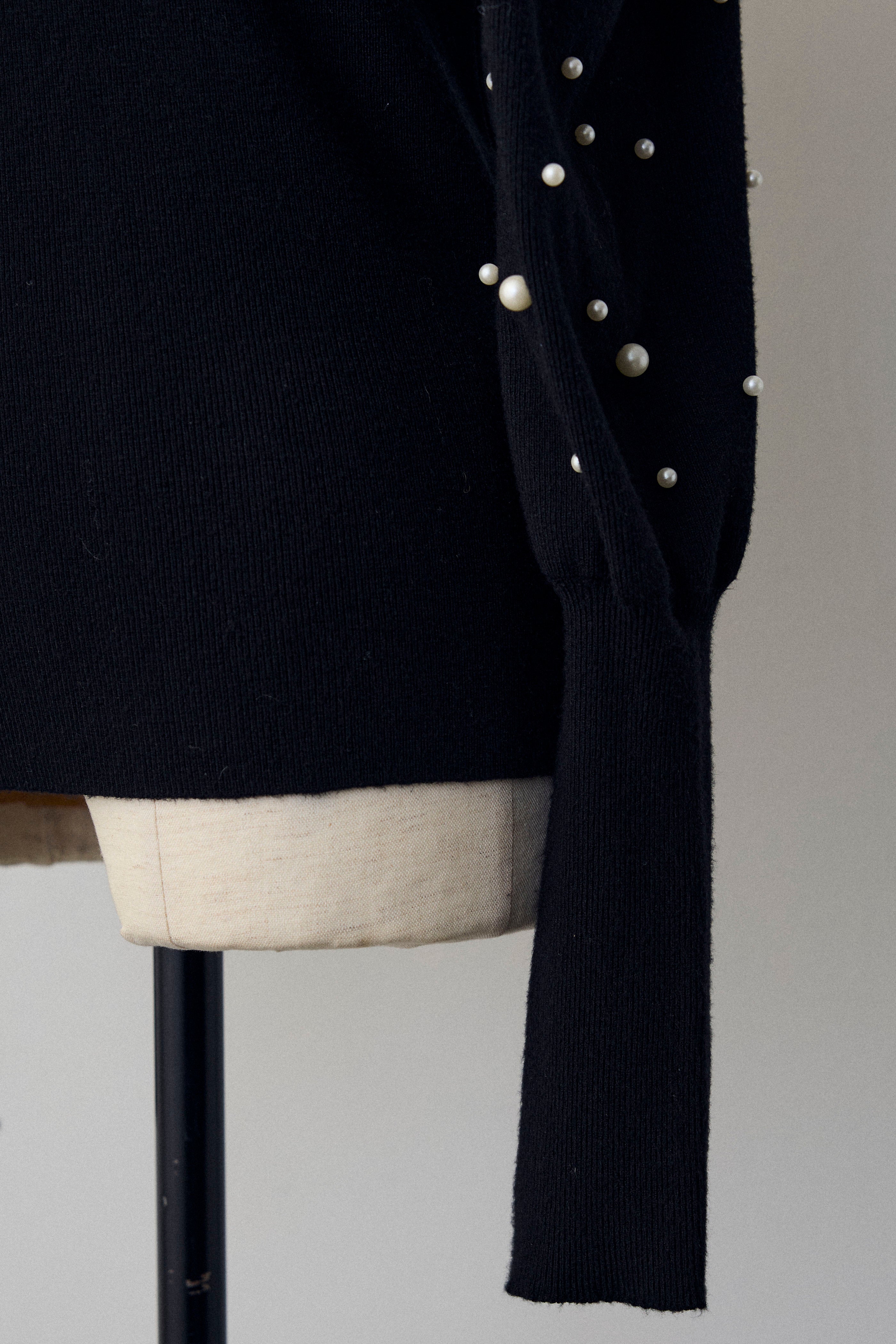 予約]パフスリーブランダムパールニット – Frene