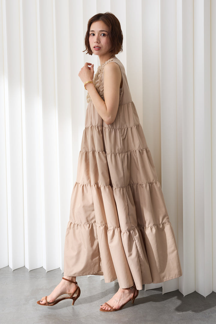 [予約]ホイップフリルティアードノースリワンピ