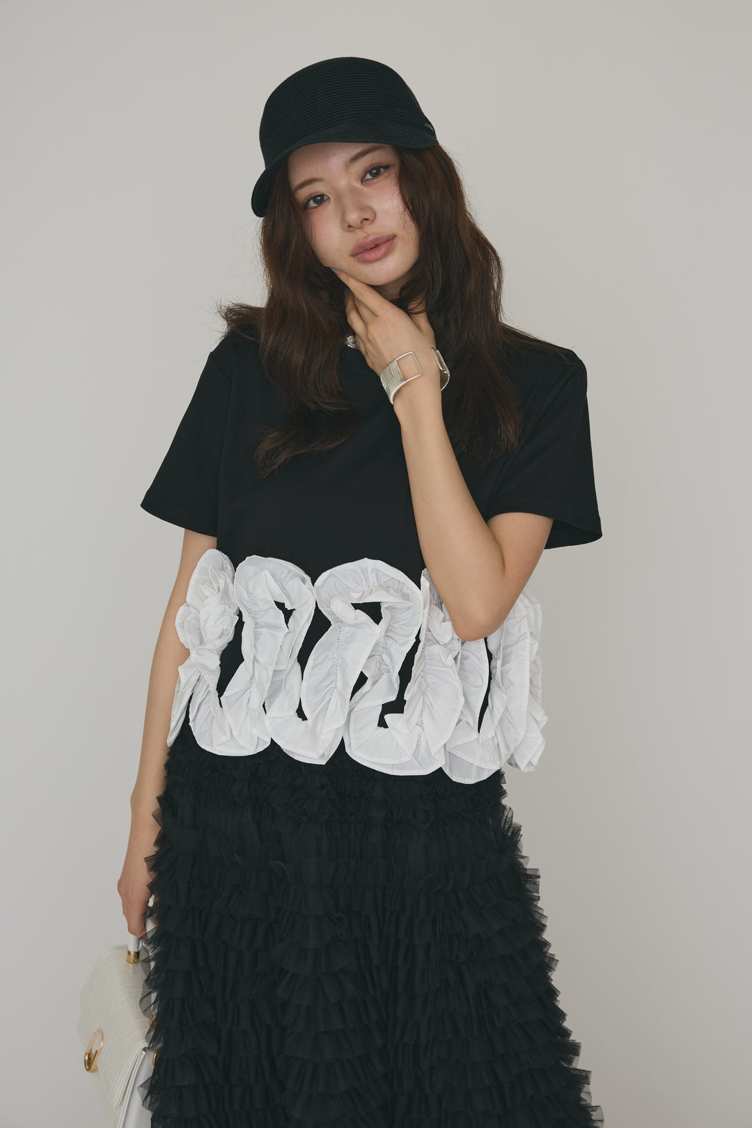 [予約/SET]フリルウェーブヘムカットTシャツ+ホイップチュールティアードスカート(2set)