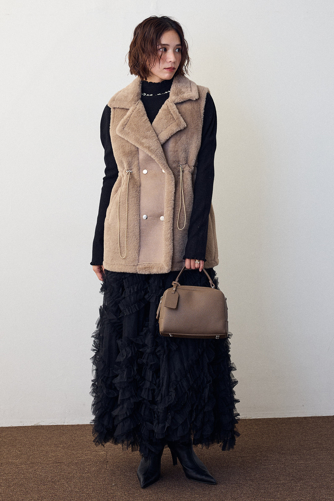 [予約/SET]ネックショルダーパールポイントニット+テディボアウエストドロストベスト(2set)