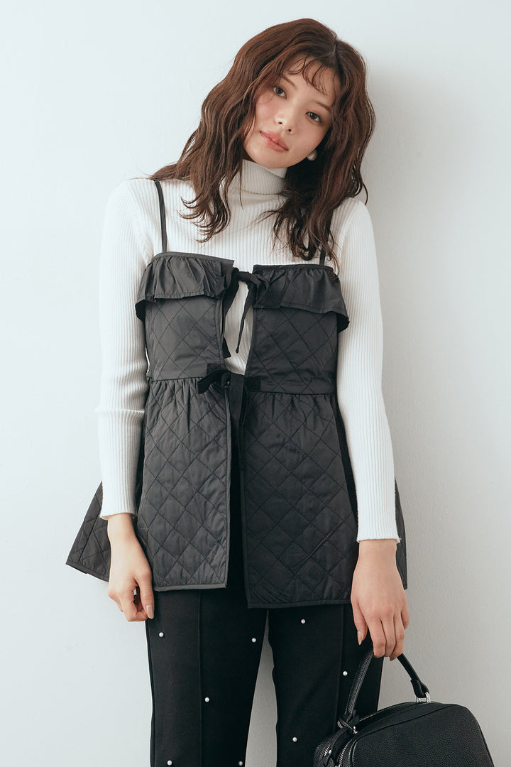 [予約/SET]ベーシックリブタートルニット+ダイヤキルトキャミビスチェ+センターシームランダムパールパンツ(3set)