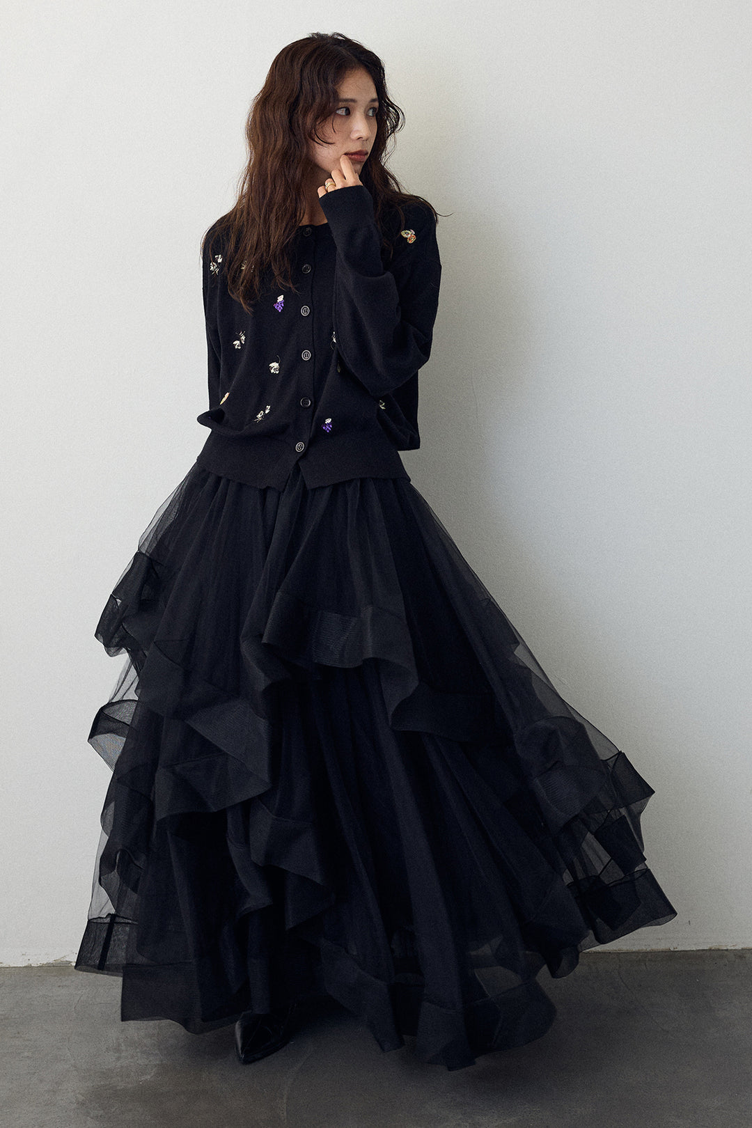 [予約/SET]フルーツフラワー刺繍ニットカーデ+ランダムフリルティアードボリュームスカート(2set)