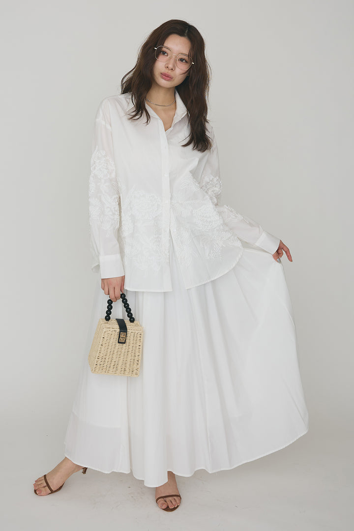 [予約/SET]フラワー刺繍モチーフオーバーシャツ+ギャザーフレア綿タッチスカート(2set)