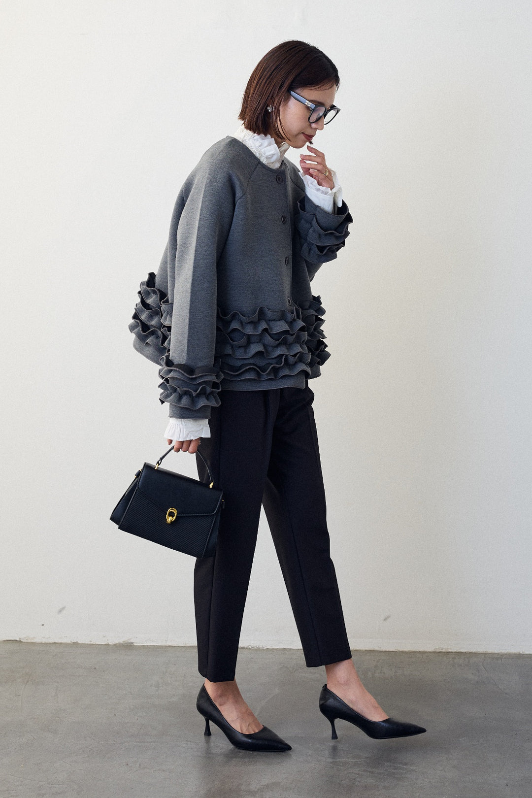 [予約/SET]フリルティアードボンディングクロップドコート+タックテーパードパンツ(2set)