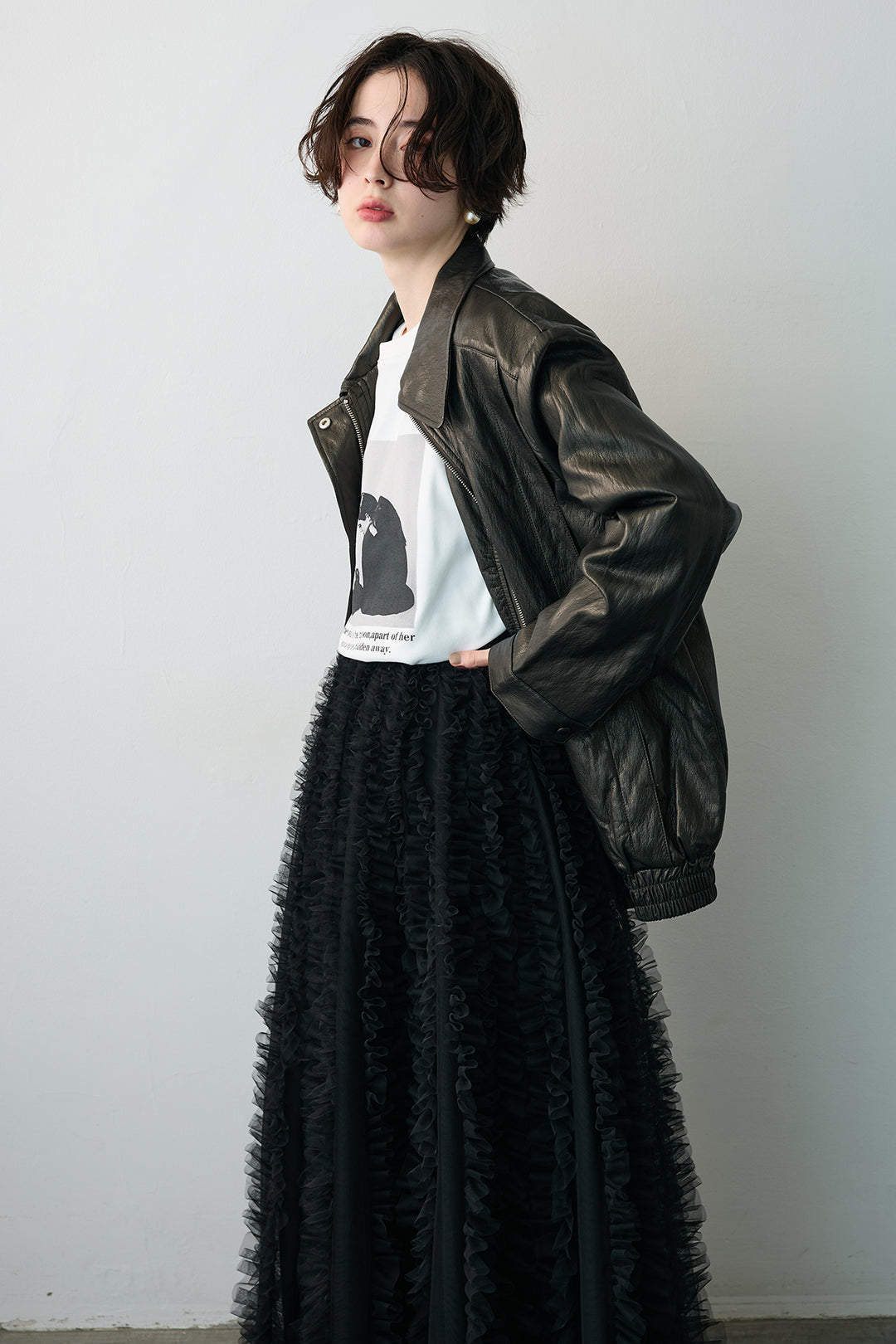 [予約/SET]グロッシーワッシャーレザーライクジャケット+Iラインホイップチュールスカート(2set)