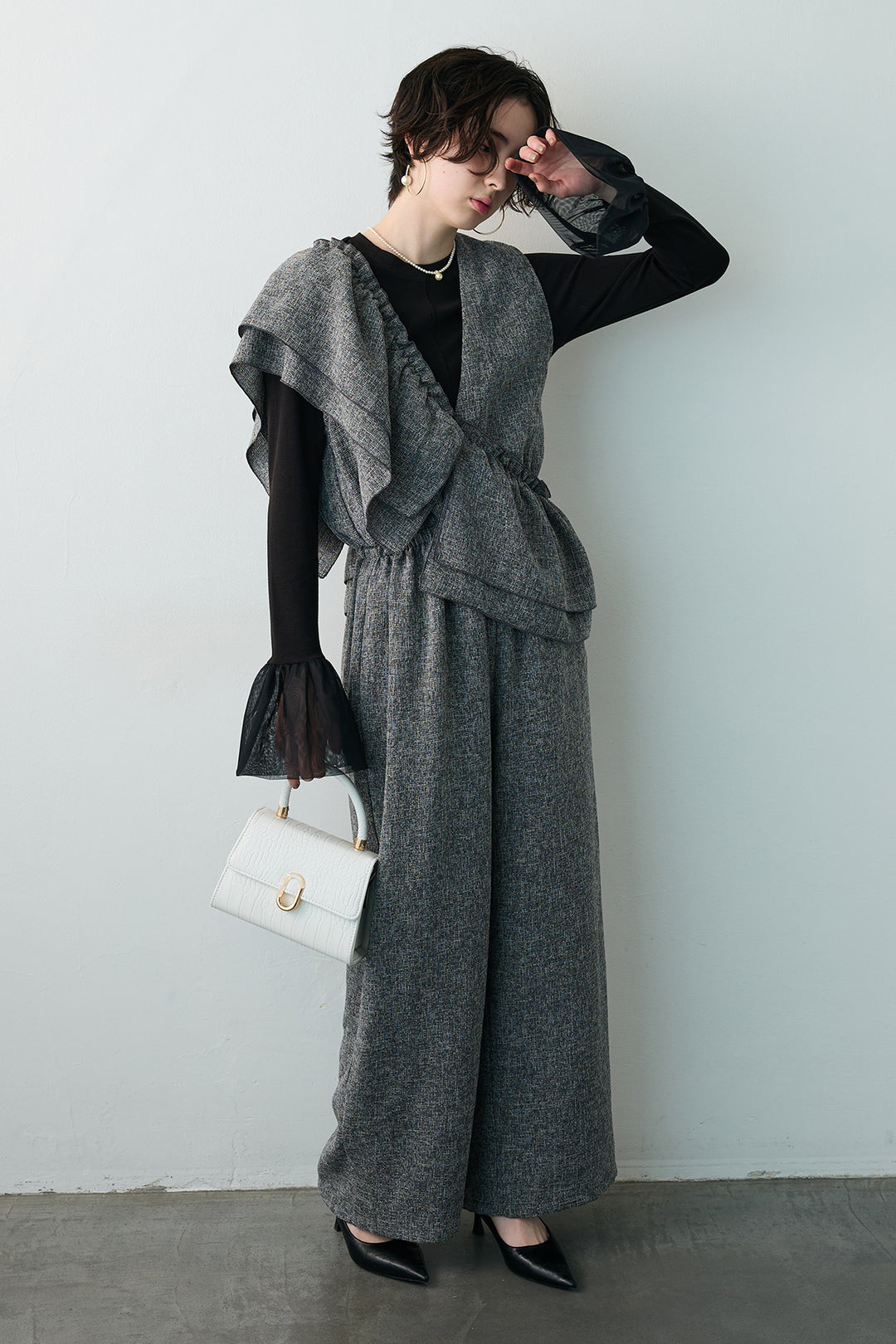 [予約/SET]サイドギャザーフレアチュールカフストップス+サマーツイードマルチウェイロンパース(2set)