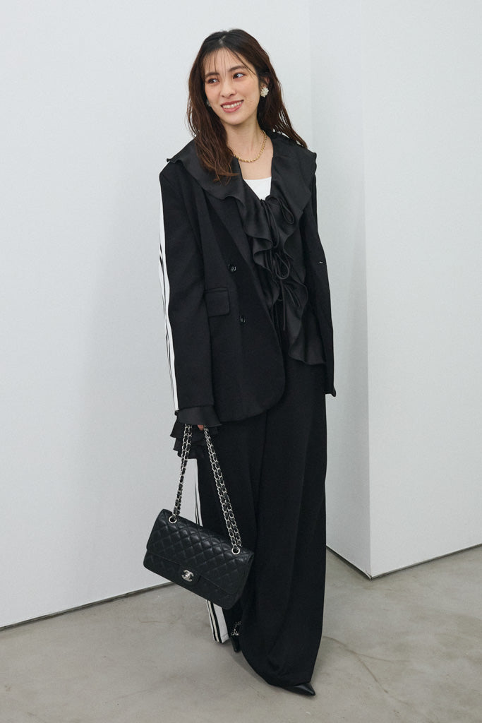 [予約]サテンフリルベルスリーブブラウス