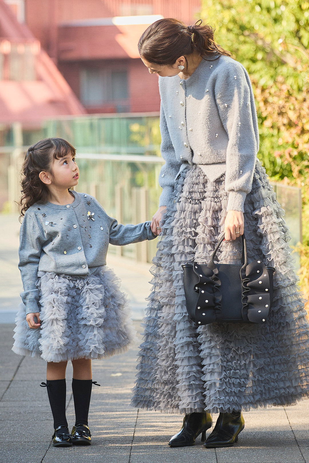 [予約/親子SET]ミックスパールシャギーコーディガン+ホイップチュールティアードスカート+[kids]刺繍ビースニットカーデ＋ホイップチュールスカートセット(3set)