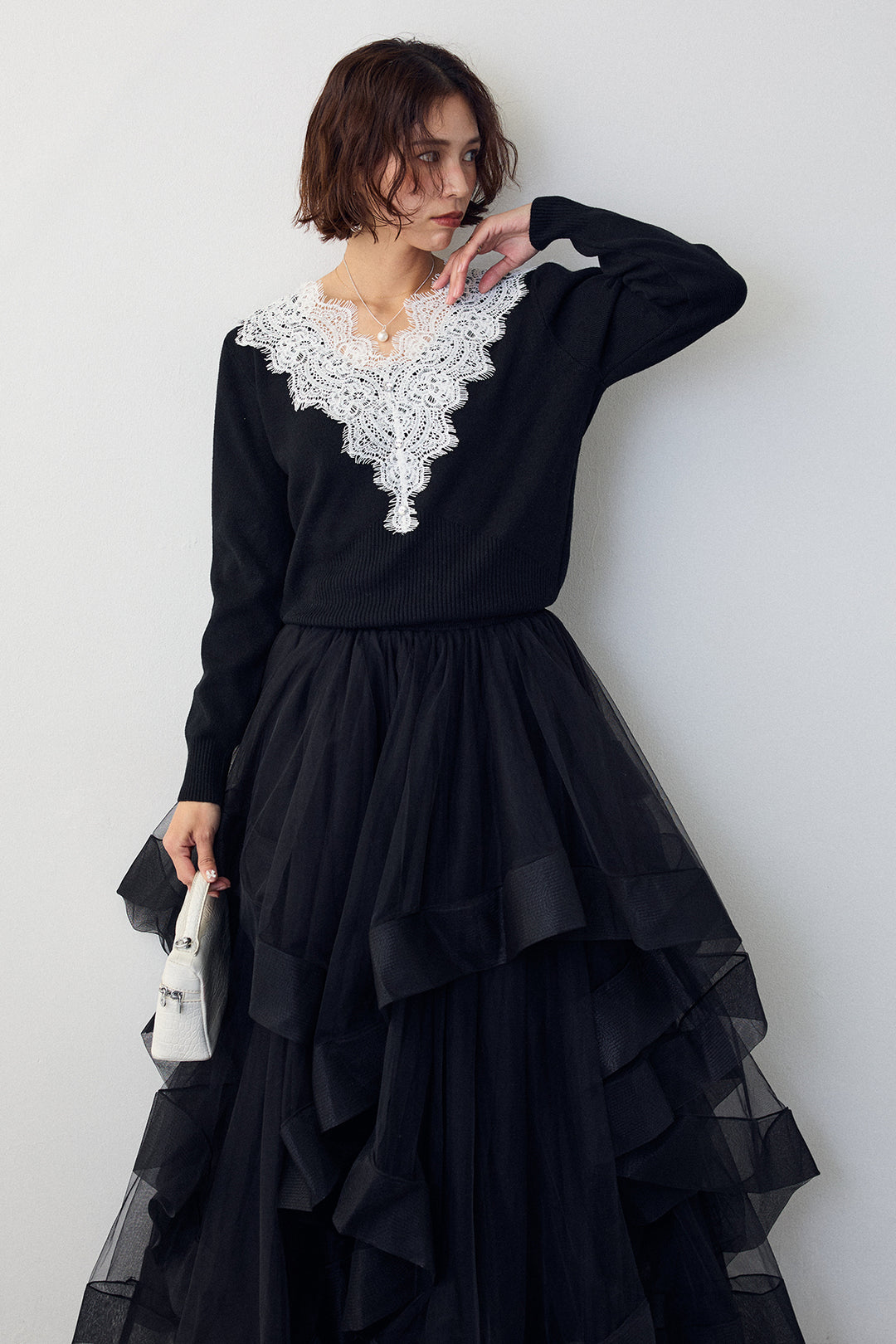 [予約/SET]Vレースデザインニットプルオーバー+ランダムフリルティアードボリュームスカート(2set)