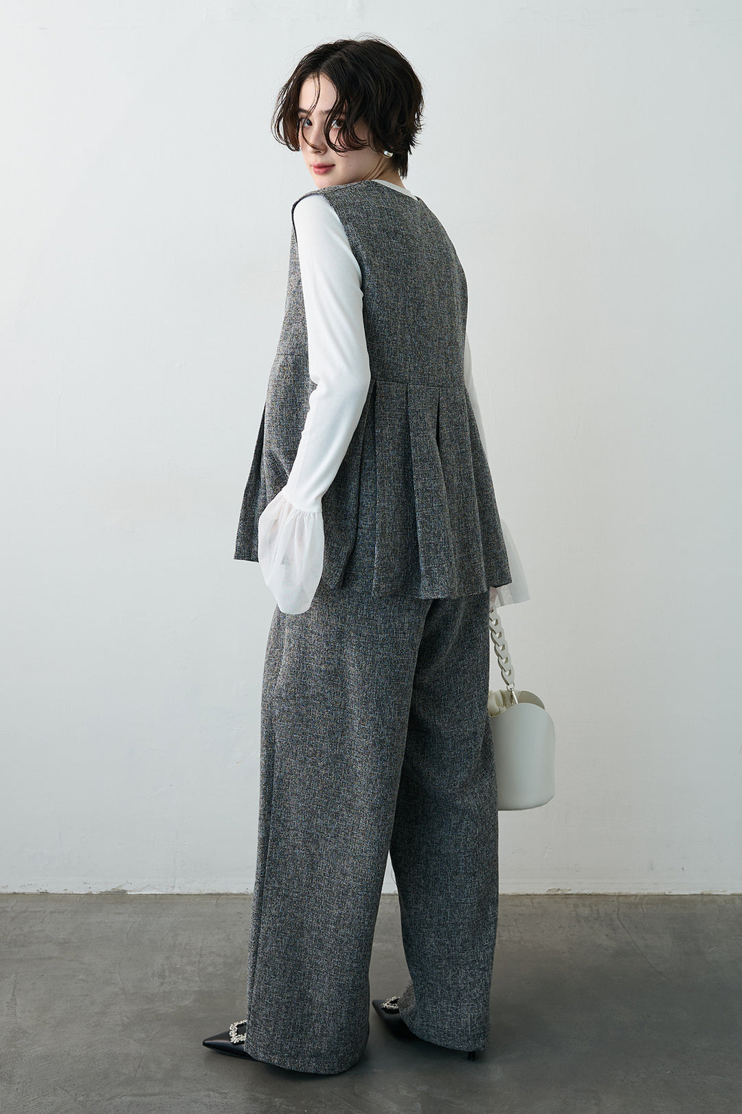 [予約/SET]サマーツイードボックスプリーツベスト+サマーツイードウエストラインタックパンツ(2set)