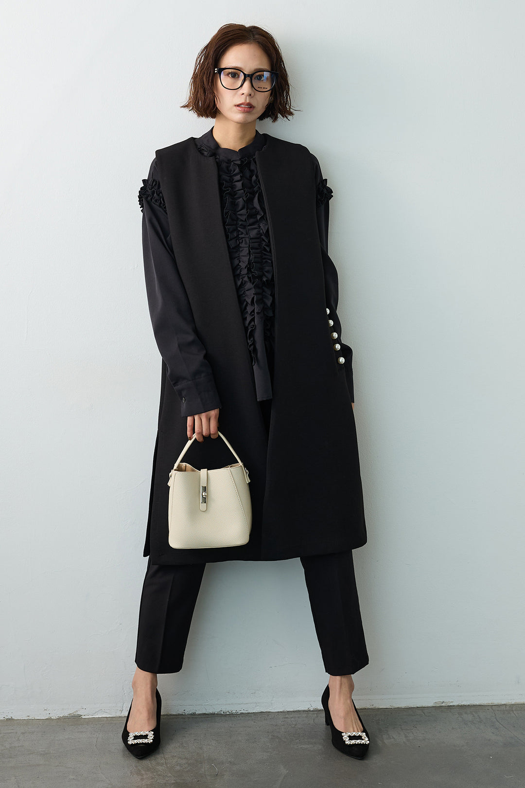 [予約/SET]Iラインフリルホイップブラウス+ポケットパール付きボンディングロングベスト+タックテーパードパンツ(3set)