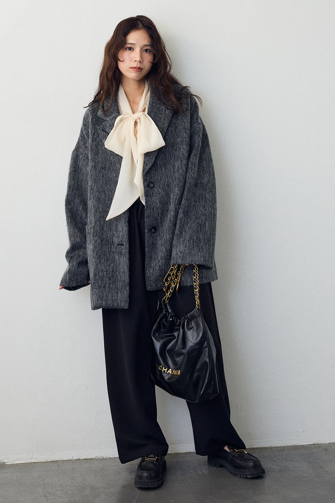 [予約/SET]前後2wayリボンシアーブラウス+シャギーミドル丈コート+2タック美シルエットパンツ(3set)