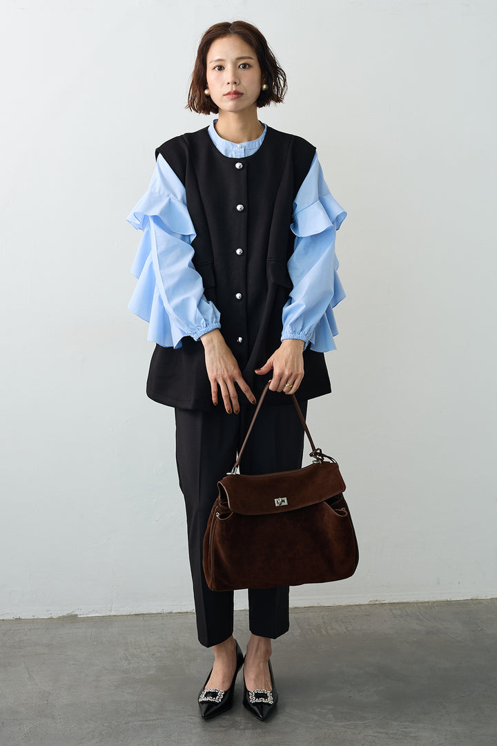 [予約/SET]ティアードフリルスリーブパールボタンブラウス+ペプラムラインシルバーボタンジレ+タックテーパードパンツ(3set)