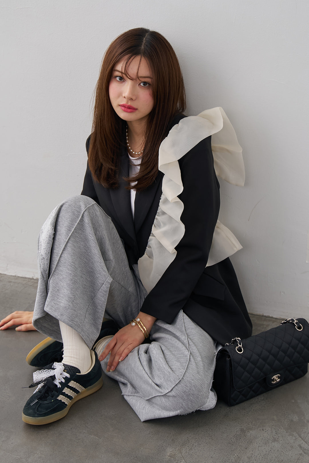 [予約/SET]アシメフリルマニッシュジャケット+サイドレースWフェイスカットソーパンツ(2set)