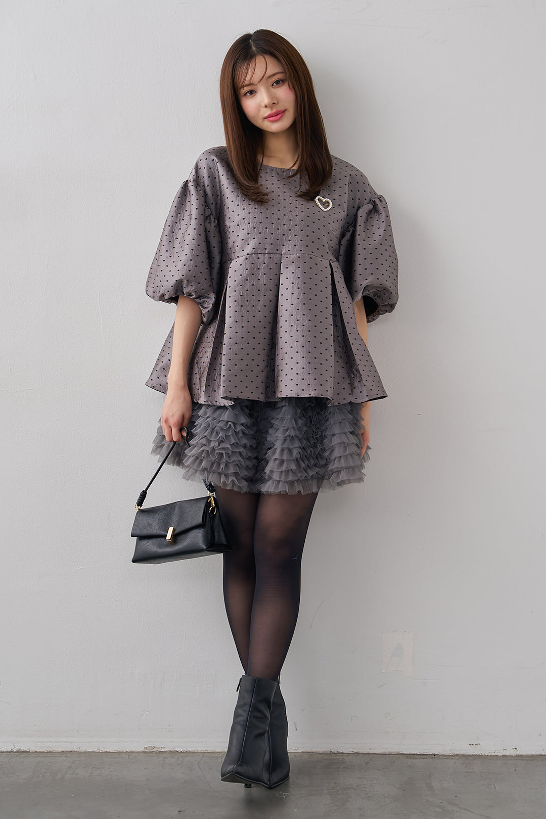 [予約/SET]ハートブローチ付ドットジャガードブラウス+ホイップチュールミニ丈スカート(2set)