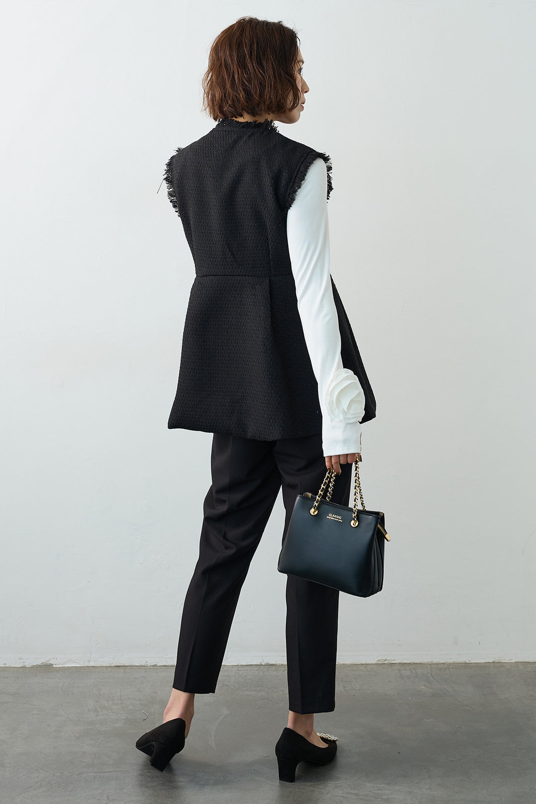 [予約/SET]フラワーモチーフポイントカットトップス+ツイードペプラム美フォルムジレ(2set)