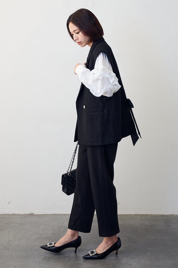 [予約/SET]スタンドカラーラッフルフリルスリーブブラウス+バックリボンテーラーベスト+ウォームセンタープレス美ラインテーパードパンツ(3set)