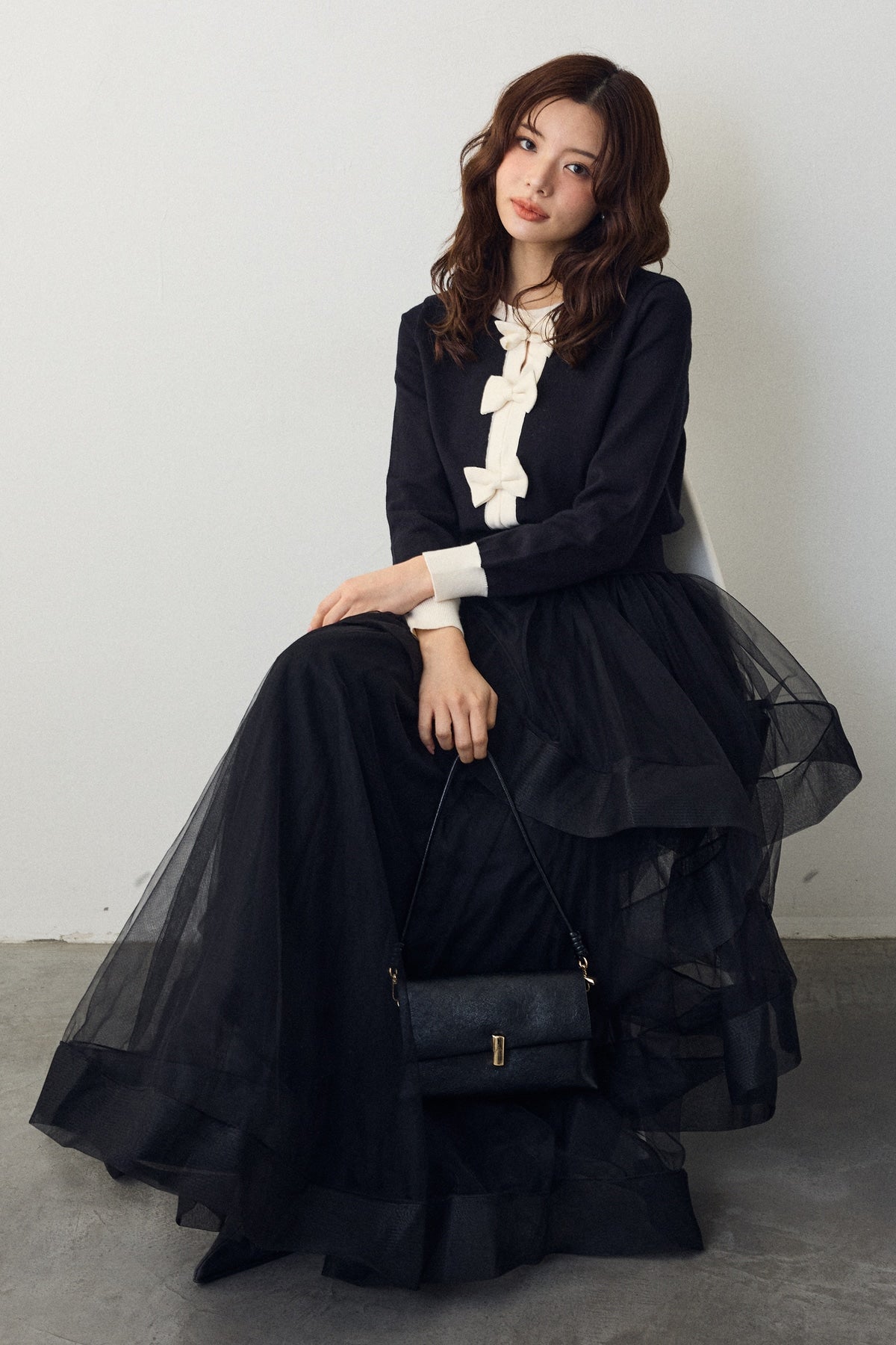 予約/SET]フロントリボンモチーフカーデ+ランダムフリルティアード