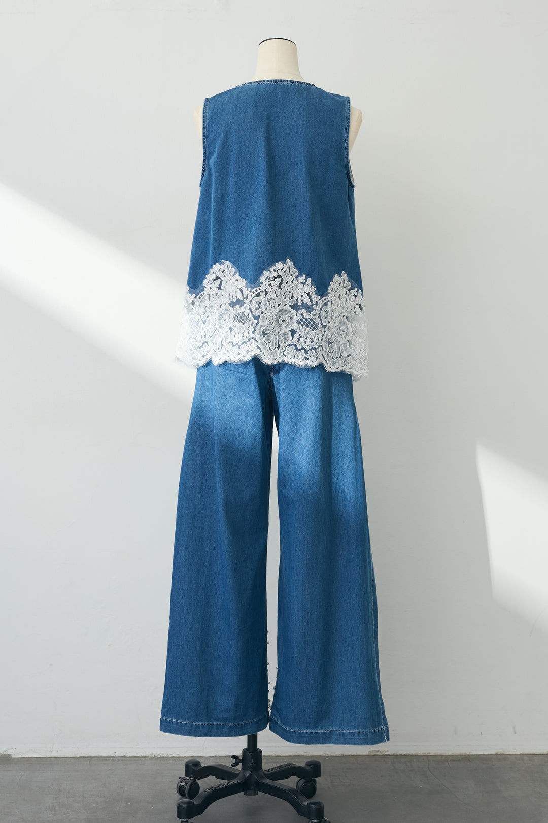 [予約]レースデコラティブパールデニムセットアップ