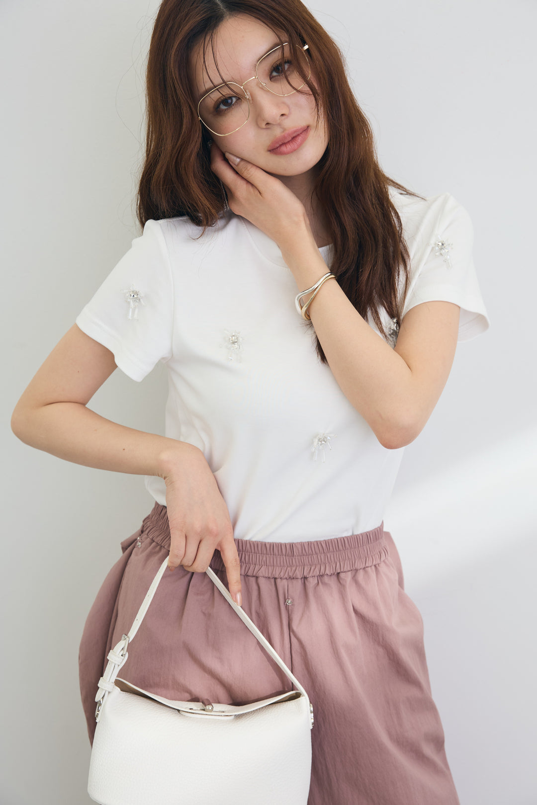 [予約/SET]ビジューモチーフデザインTシャツ+マルチウェイリボンカーゴデザインパンツ(2set)