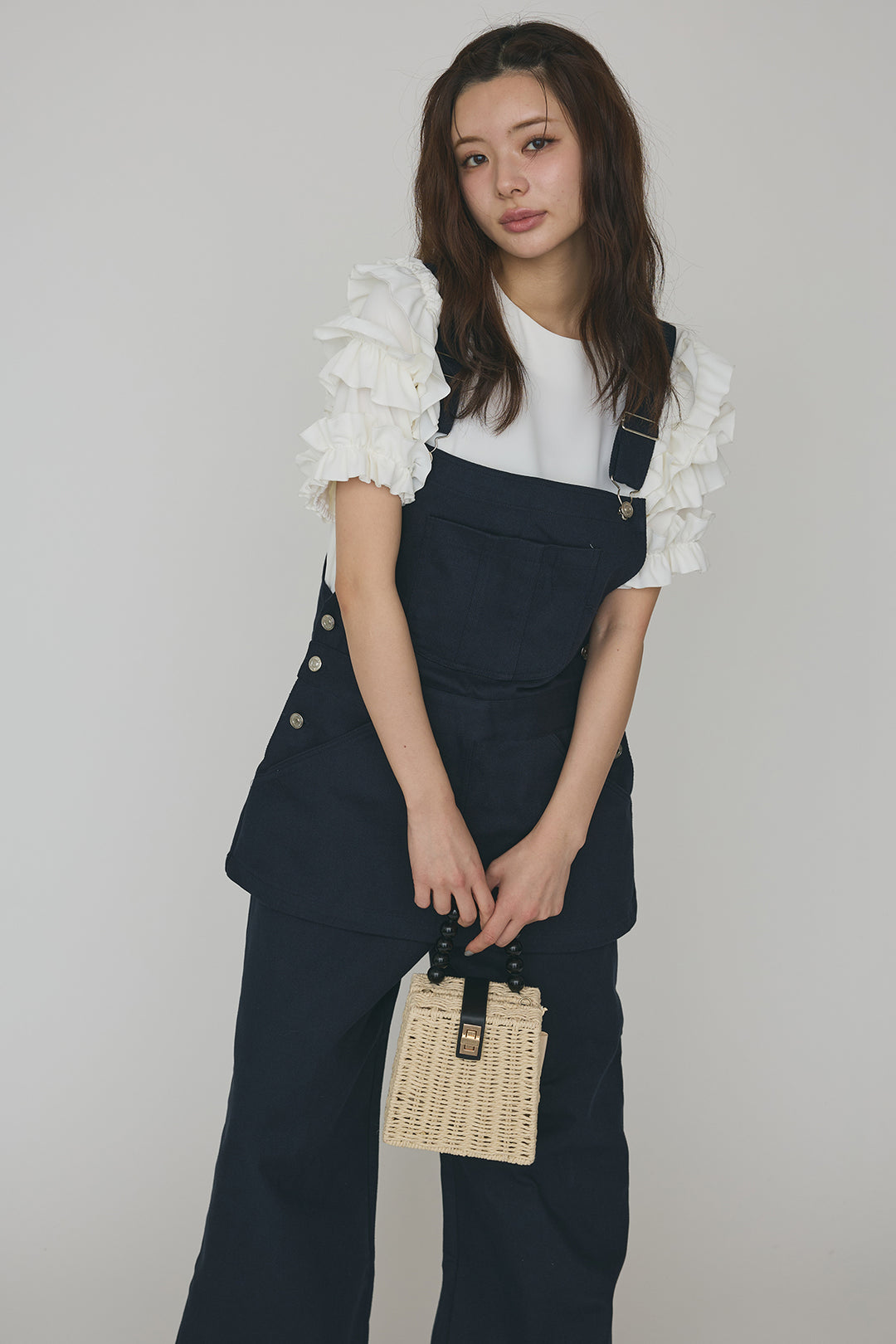 [予約/SET]フリルスリーブプルオーバーブラウス+エプロンデニムサロペ(2set)