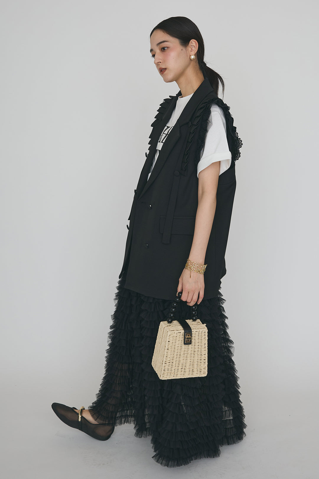 [予約/SET]フリルショルダーテーラーマニッシュベスト+ホイップチュールティアードスカート(2set)