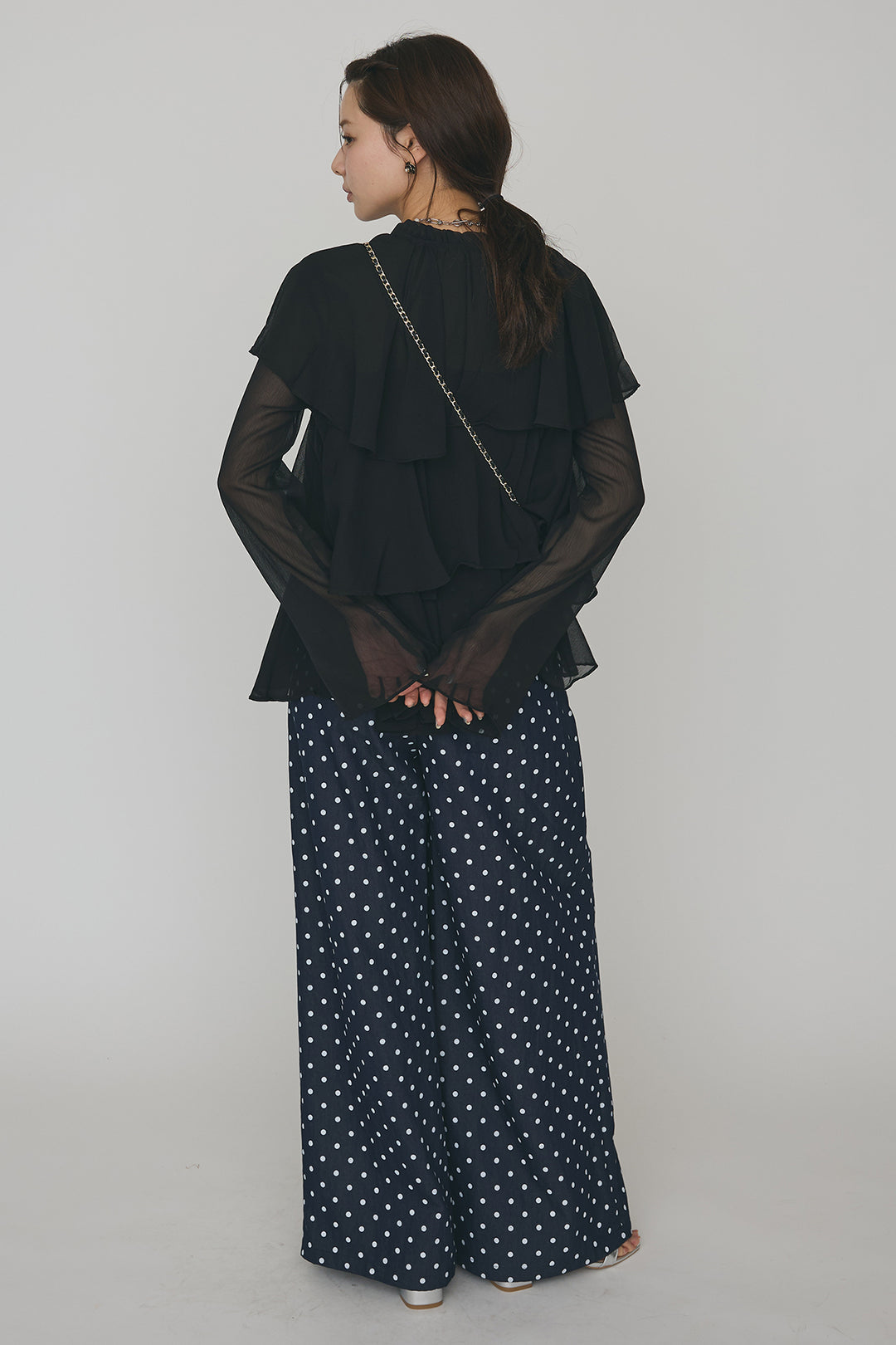 [予約/SET]エアリーシフォンティアードブラウス+ハイウエストドットデニムパンツ(2set)