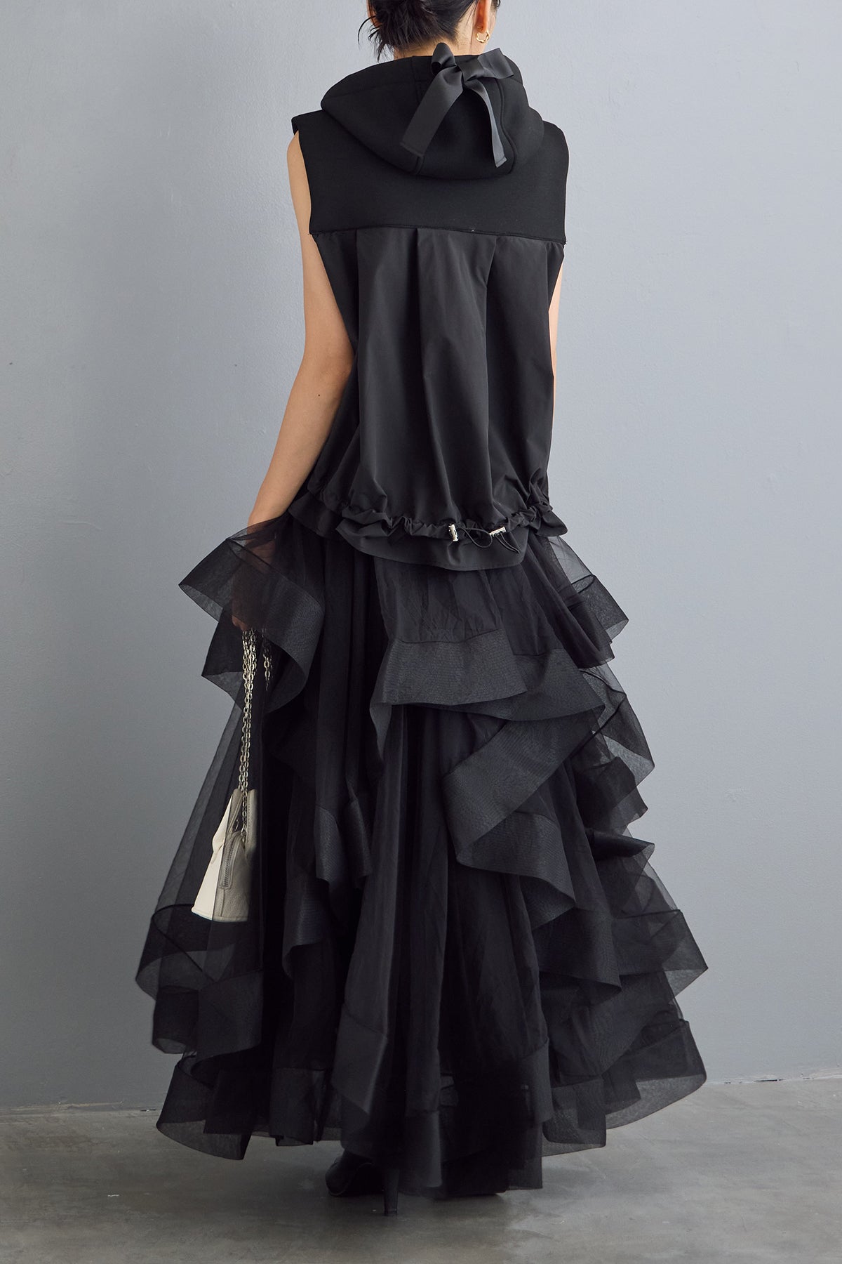 予約/SET]リボンフード異素材切り替えトップス+ランダムフリル