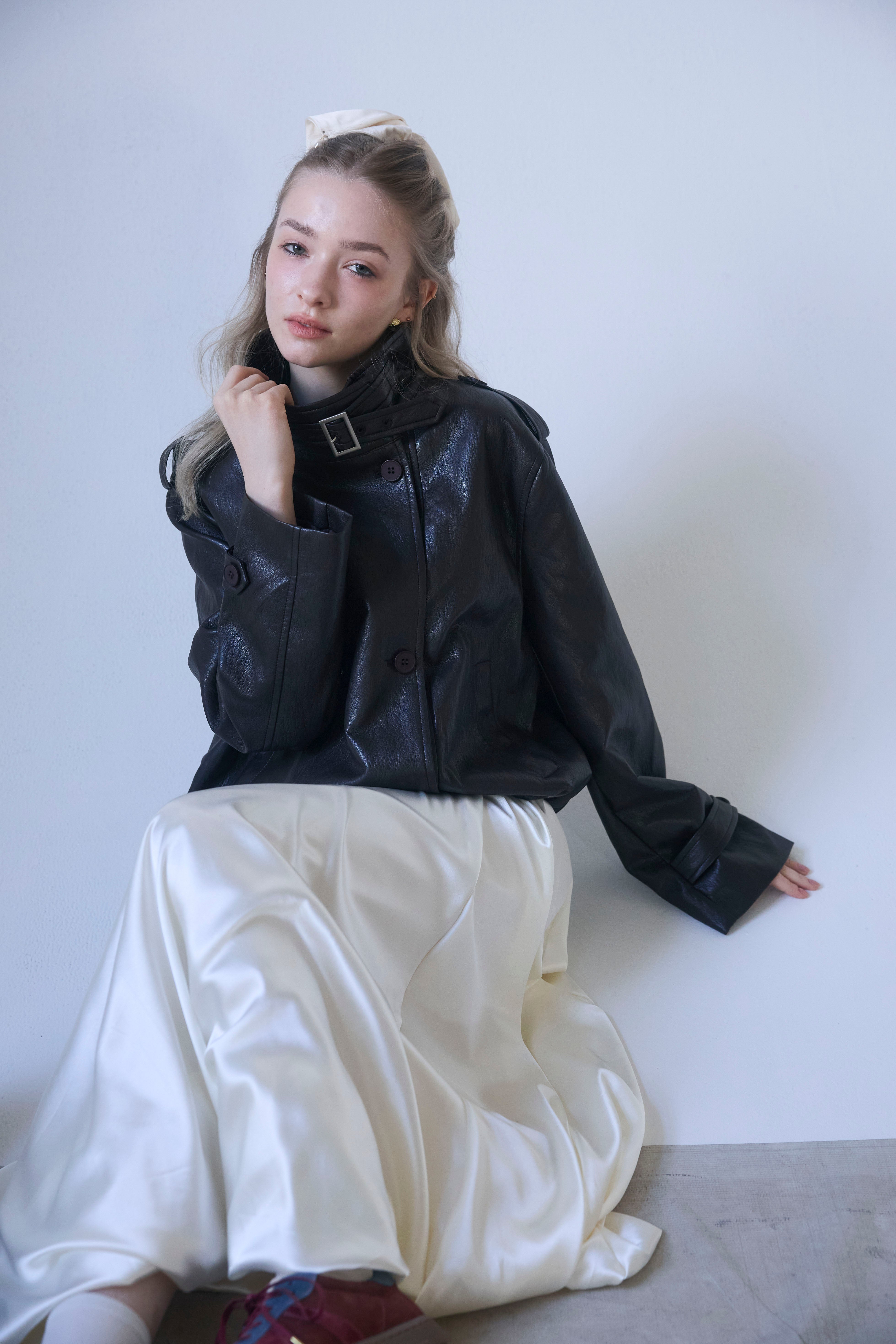 予約]レザーライククロップドジャケット – Frene