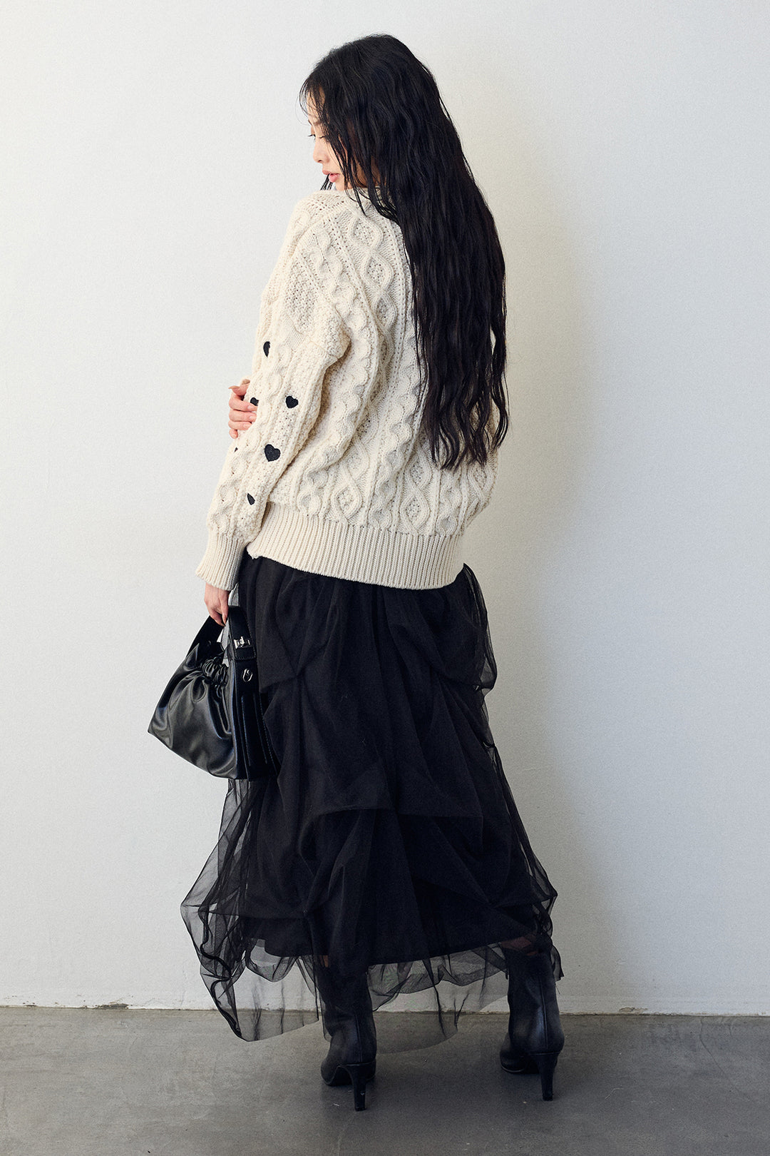 [予約/SET]ハート刺繍ケーブルデザインニット+マルチパターンタックチュールスカート(2set)