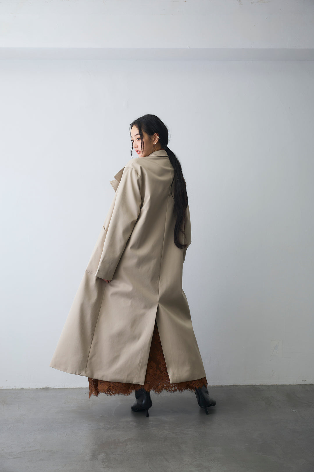 [予約/SET]クラシカルレースリボンタイロングワンピ+クラシックロングトレンチコート(2set)