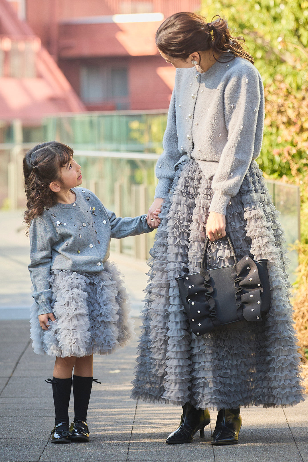 [予約/親子SET]ミックスパールシャギーコーディガン+ホイップチュールティアードスカート+[kids]刺繍ビースニットカーデ＋ホイップチュールスカートセット(3set)