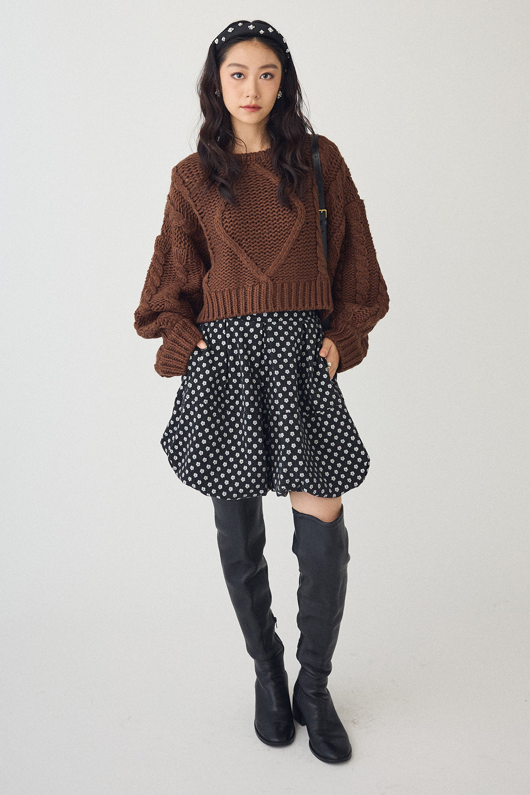 [予約/SET]ローピングケーブルショートニット+ミニフラワーバルーンショートパンツ(2set)