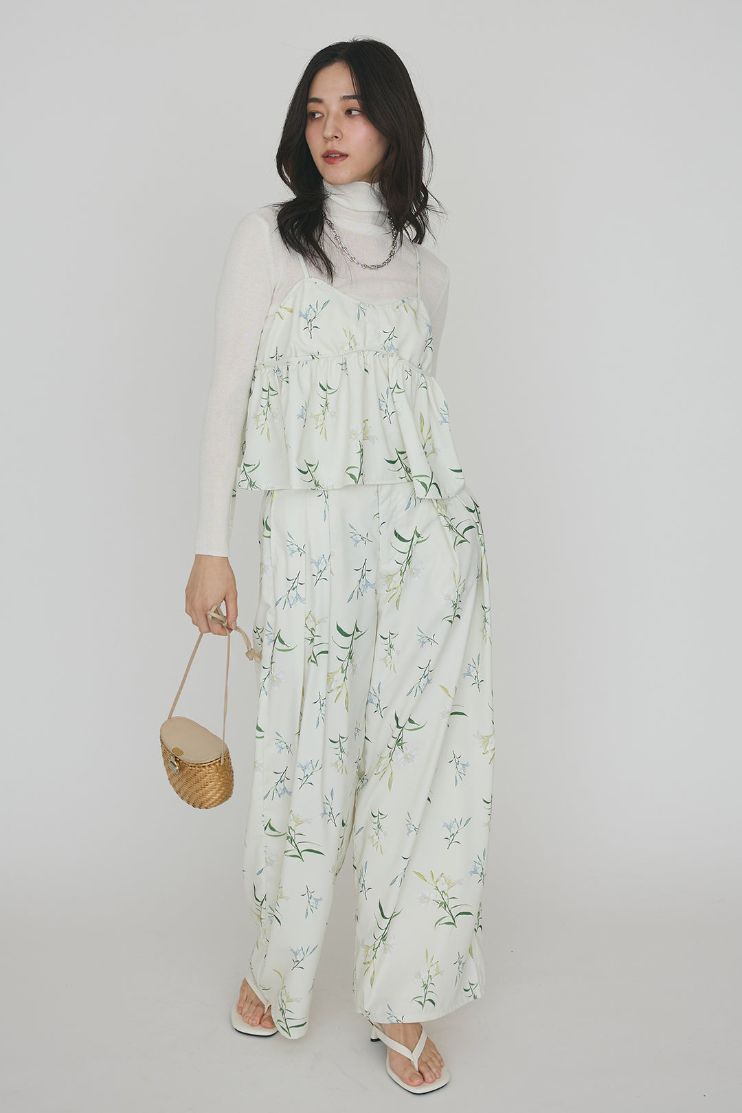 [予約/SET]シアータートルトップス+シックフラワービスチェキャミソール+シックフラワータックワイドパンツ(3set)