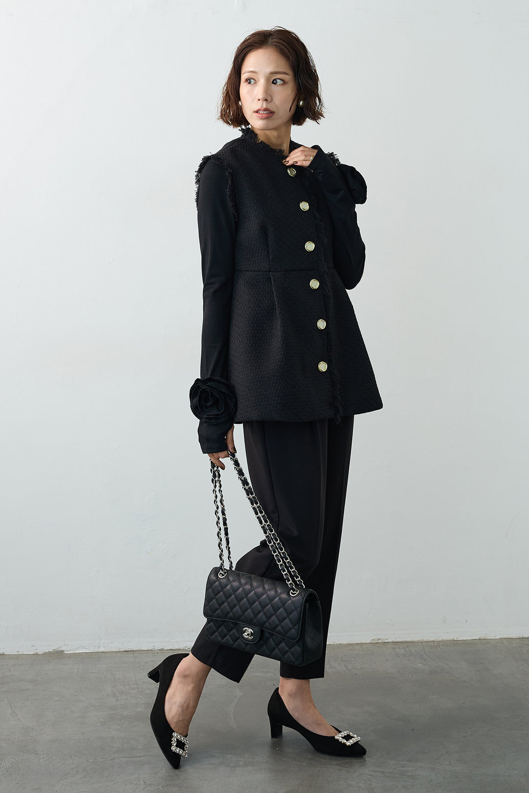 [予約/SET]フラワーモチーフポイントカットトップス+ツイードペプラム美フォルムジレ+タックテーパードパンツ(3set)