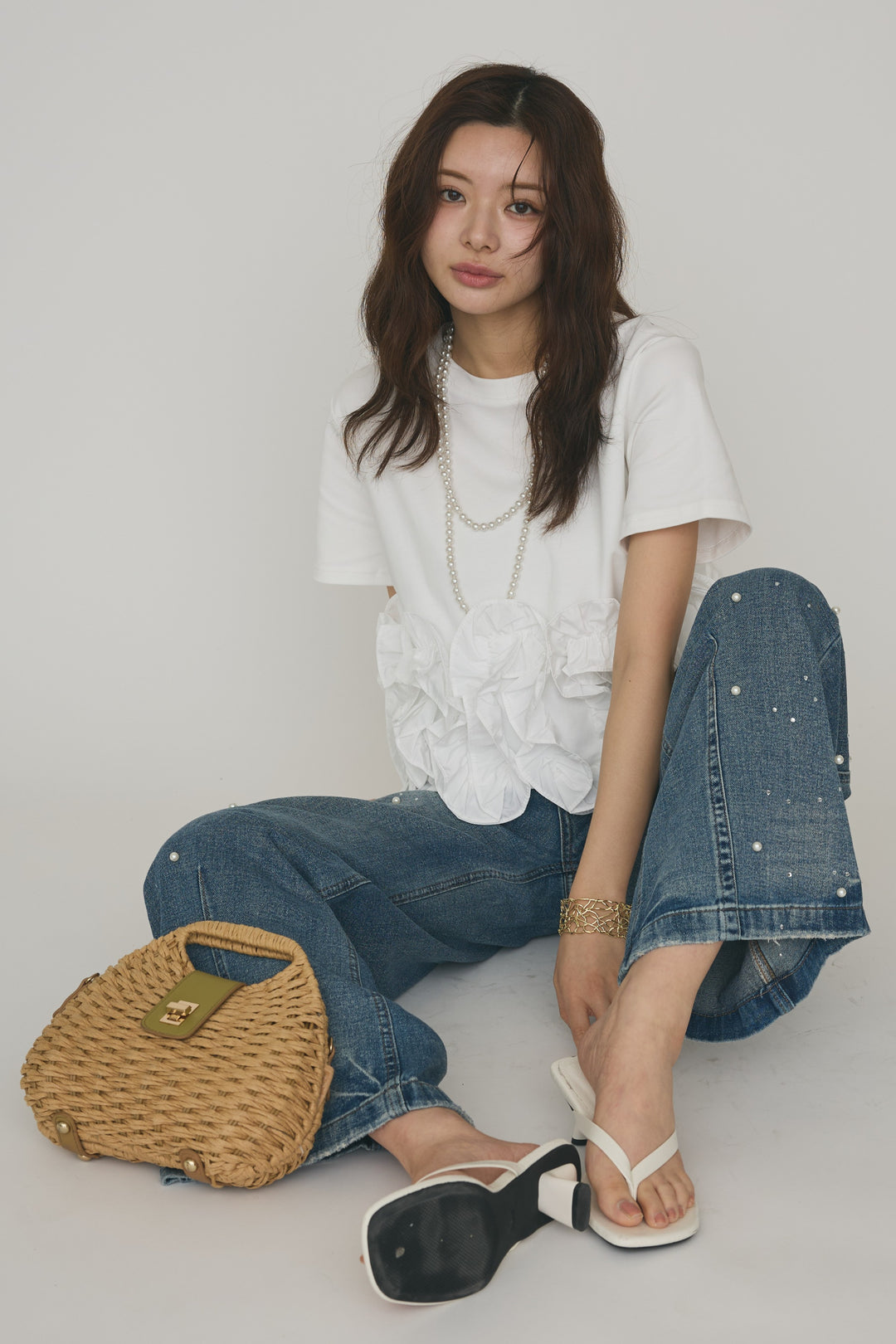 [予約/SET]フリルウェーブヘムカットTシャツ+パールラインストーンハイウエストデニム(2set)