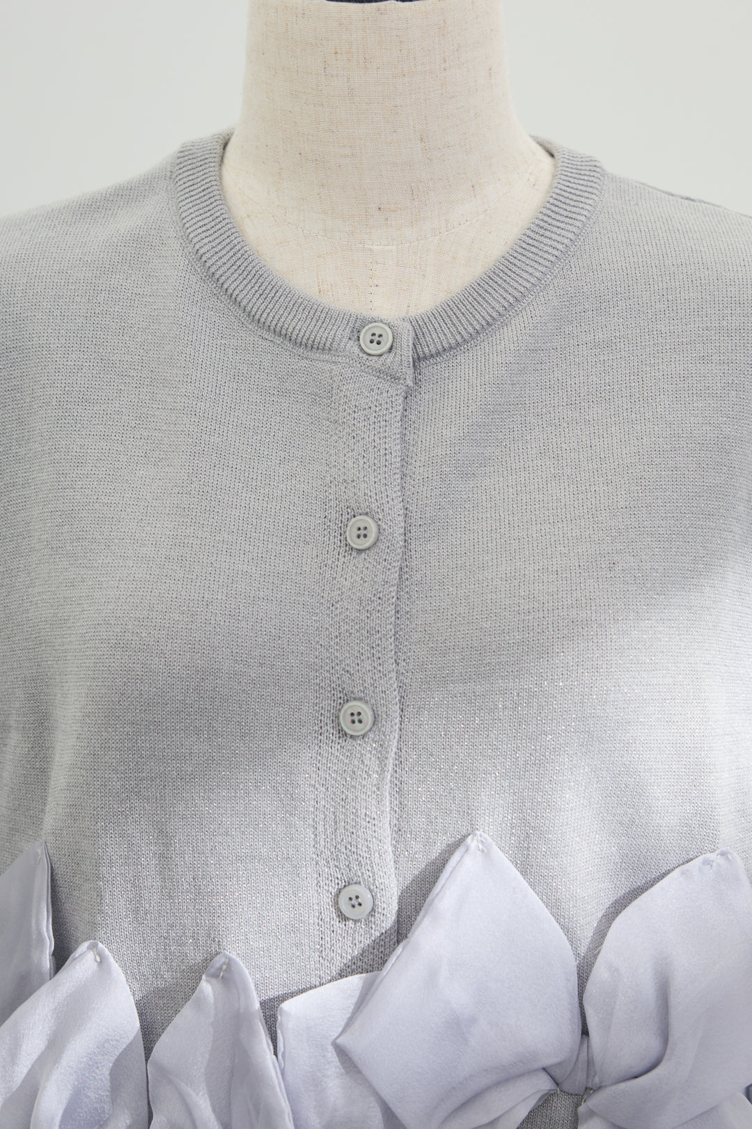 [予約]ヘムオーガンジーリボンスリーブレスニット