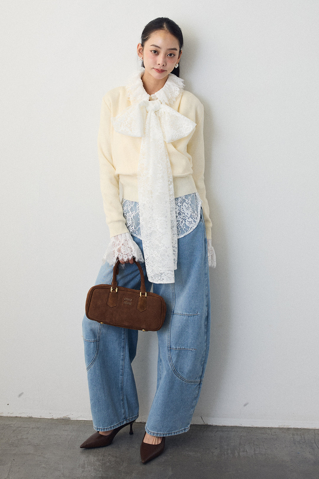 [予約/SET]クラシカルレースボウタイブラウス+カシュクールデザインニット+ステッチ美ラインカーブデニムパンツ(3set)