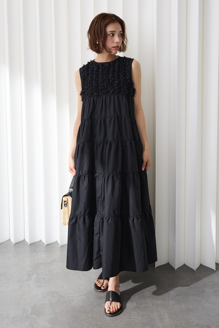 [予約]ホイップフリルティアードノースリワンピ