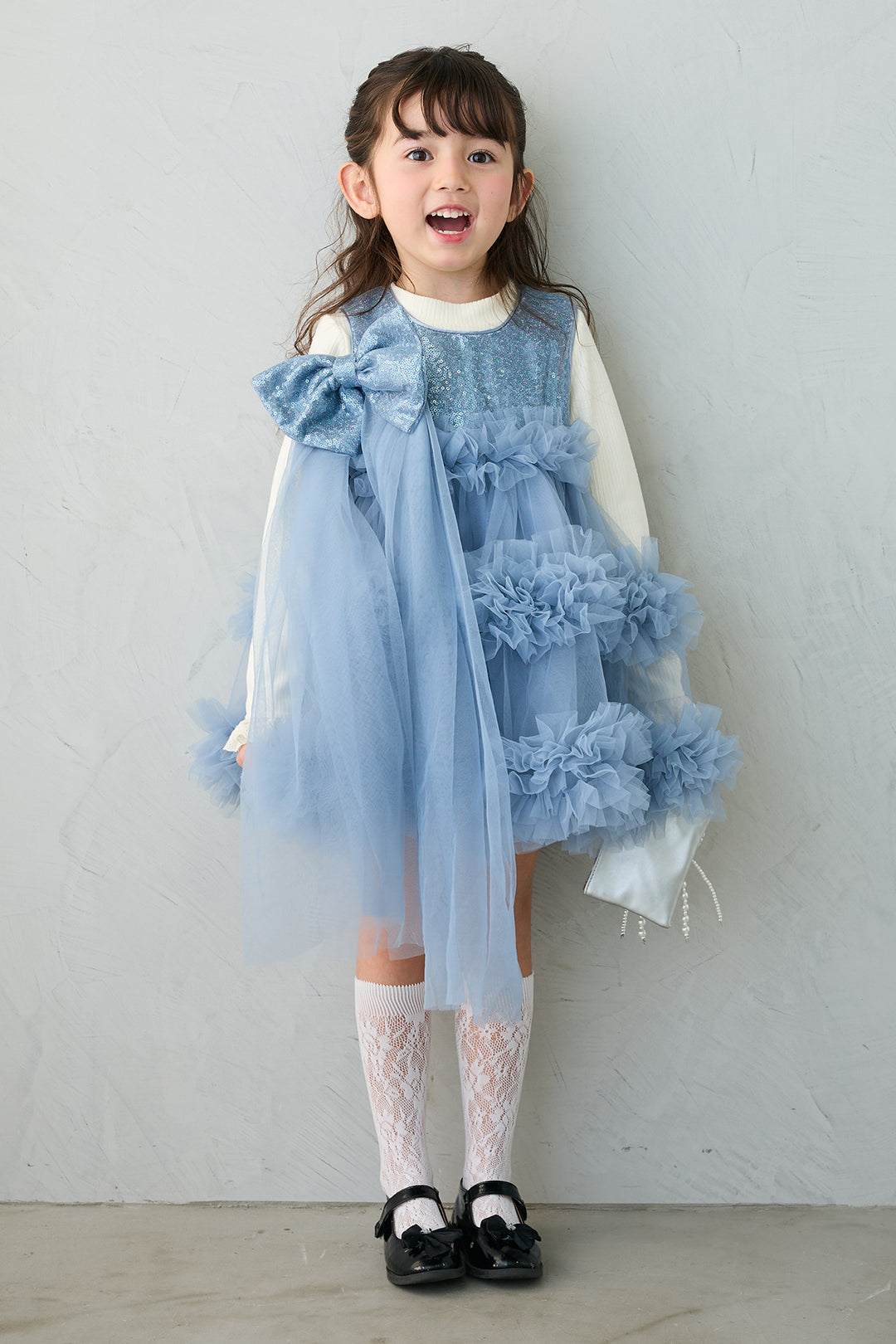 [予約/親子SET][kids]スパンコールリボンホイップチュールワンピセット+フリルヘムスリーブブラウス+クロップドマニッシュシンプルジャケット+ツイルシンプルストレートパンツ(4set)