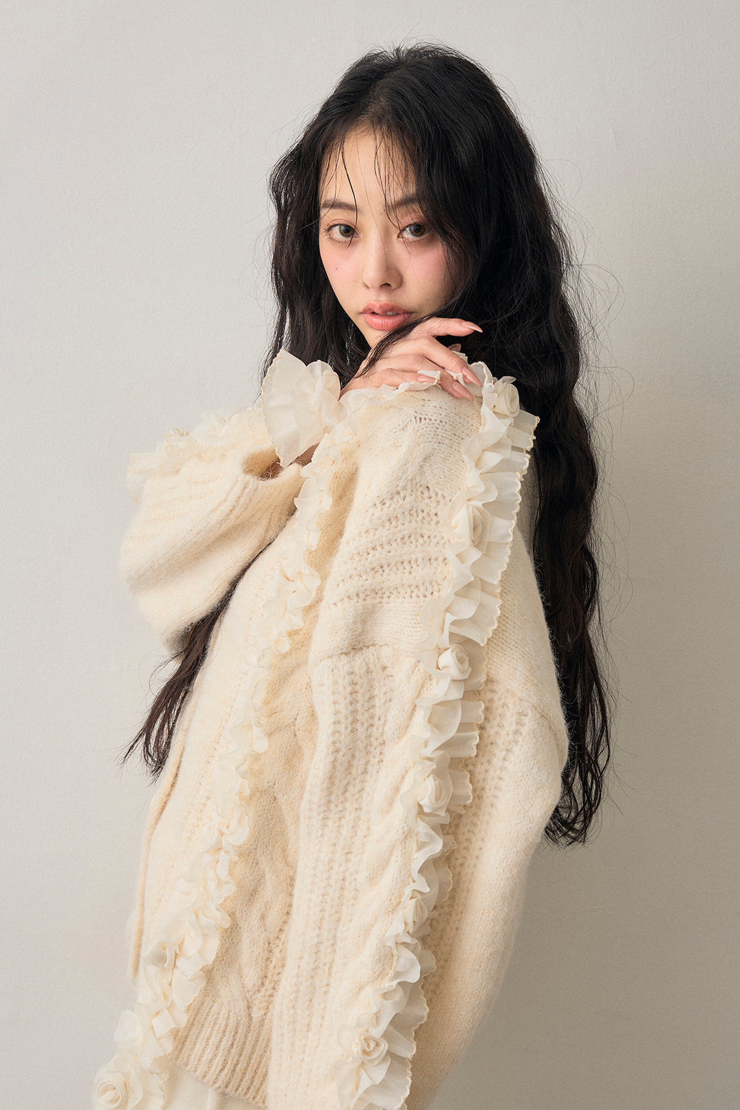 [予約/SET]フリルローズドッキングニットカーデ+ウォームセンタープレス美ラインテーパードパンツ(2set)