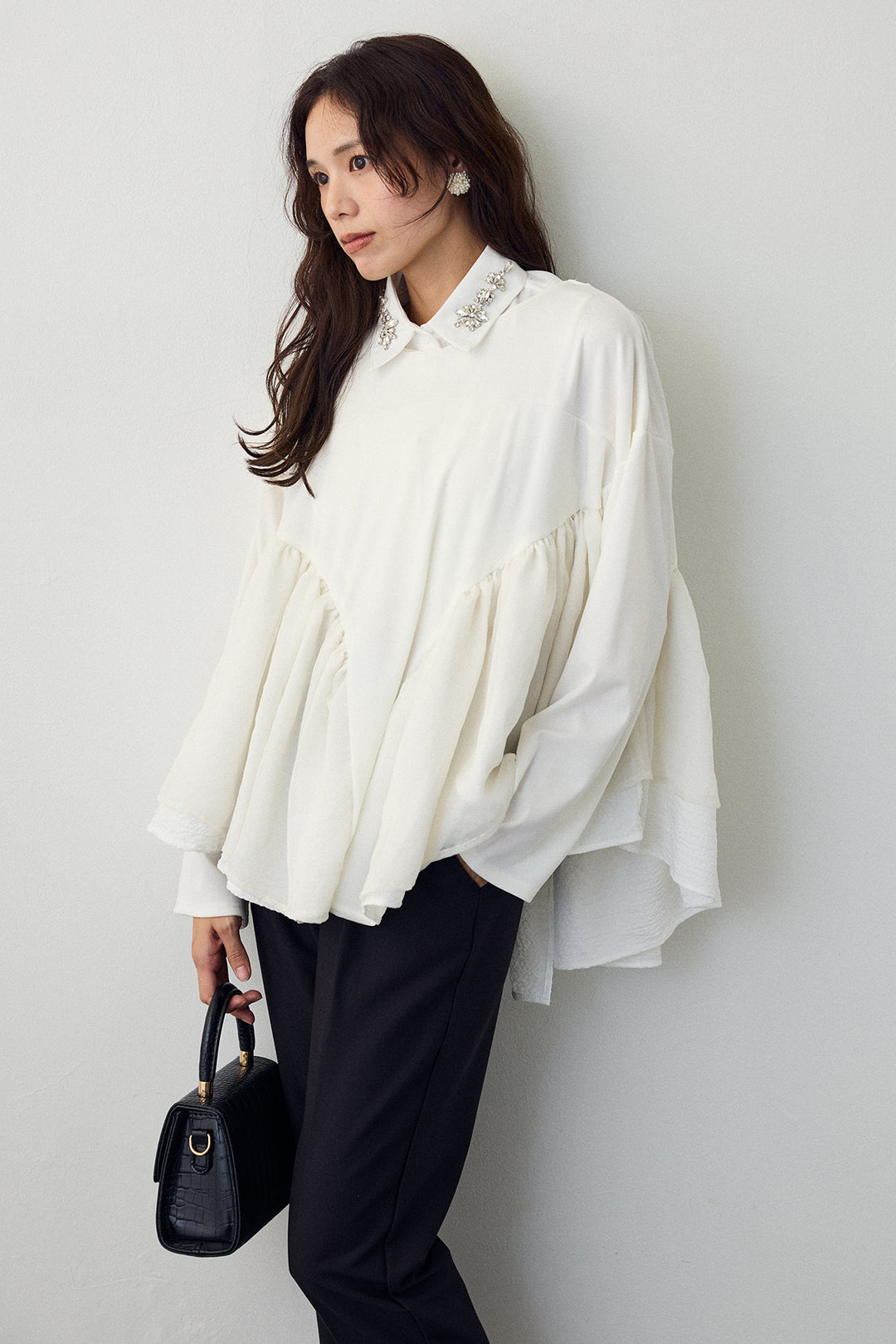 [予約/SET]ビジュー付け襟+フリルテール異素材切替チュニック+タックテーパードパンツ(3set)