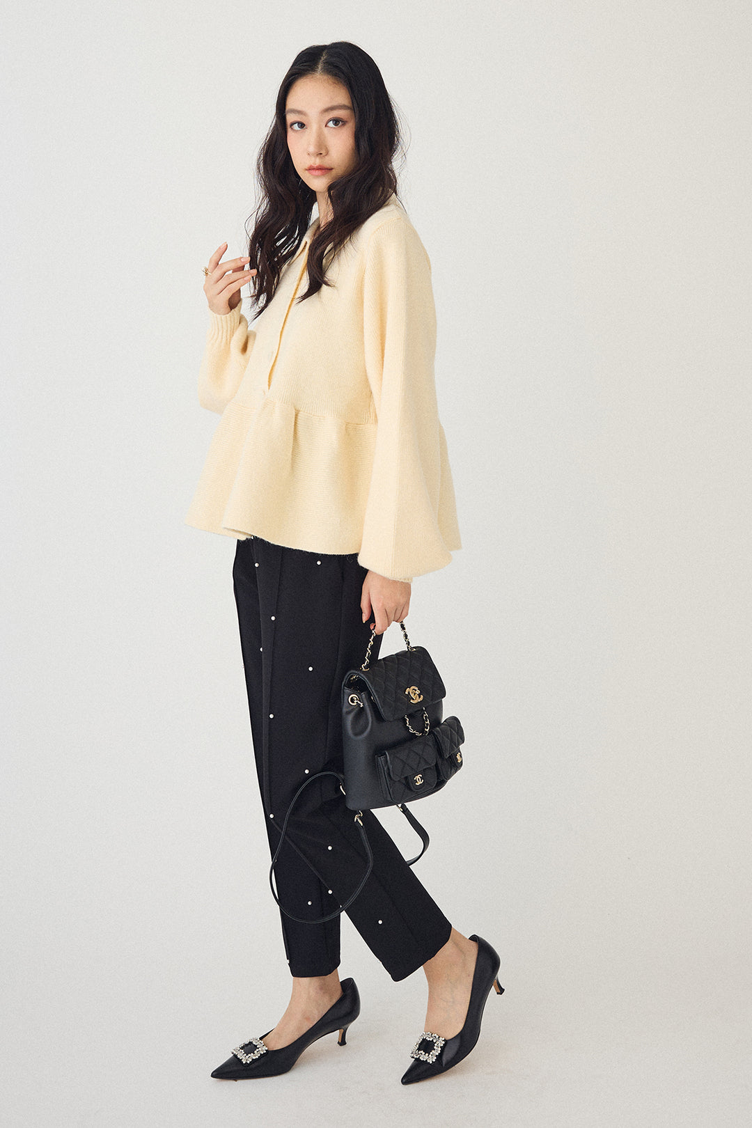 [予約/SET]ポロ襟ペプラムニットプルオーバー+センターシームランダムパールパンツ(2set)