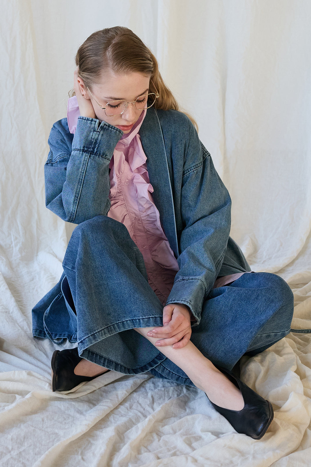 [予約/SET]ブルームカラーフリルブラウス+ノーカラーデニムルーズセットアップ(2set)