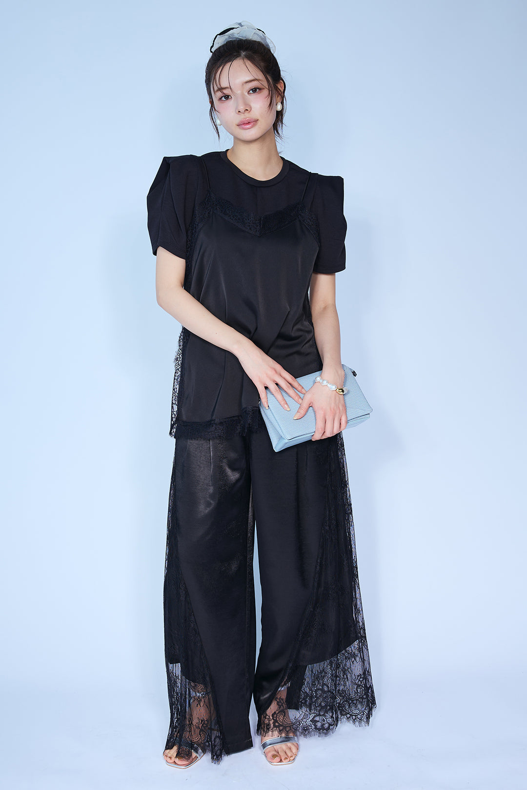 [予約/SET]スクエアショルダーデザインカットトップス+マットサテンレースキャミソール+サイドレースデザインリラックスパンツ(3set)