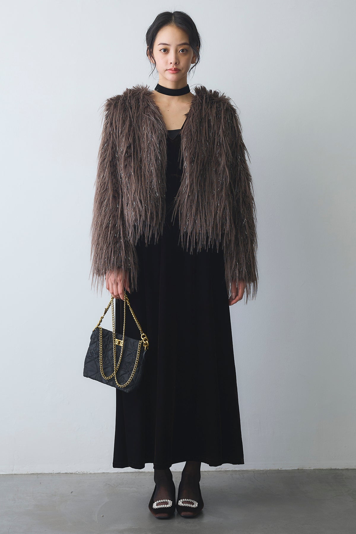 予約]シャイニーロングファーコート – Frene