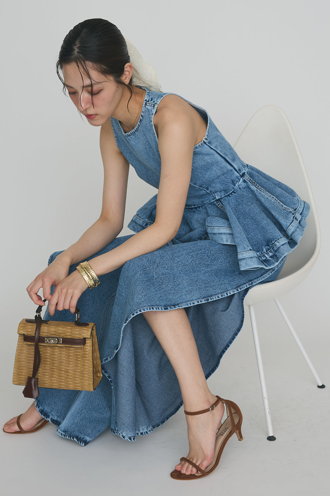 [予約]デニムペプラムバックZIPトップス