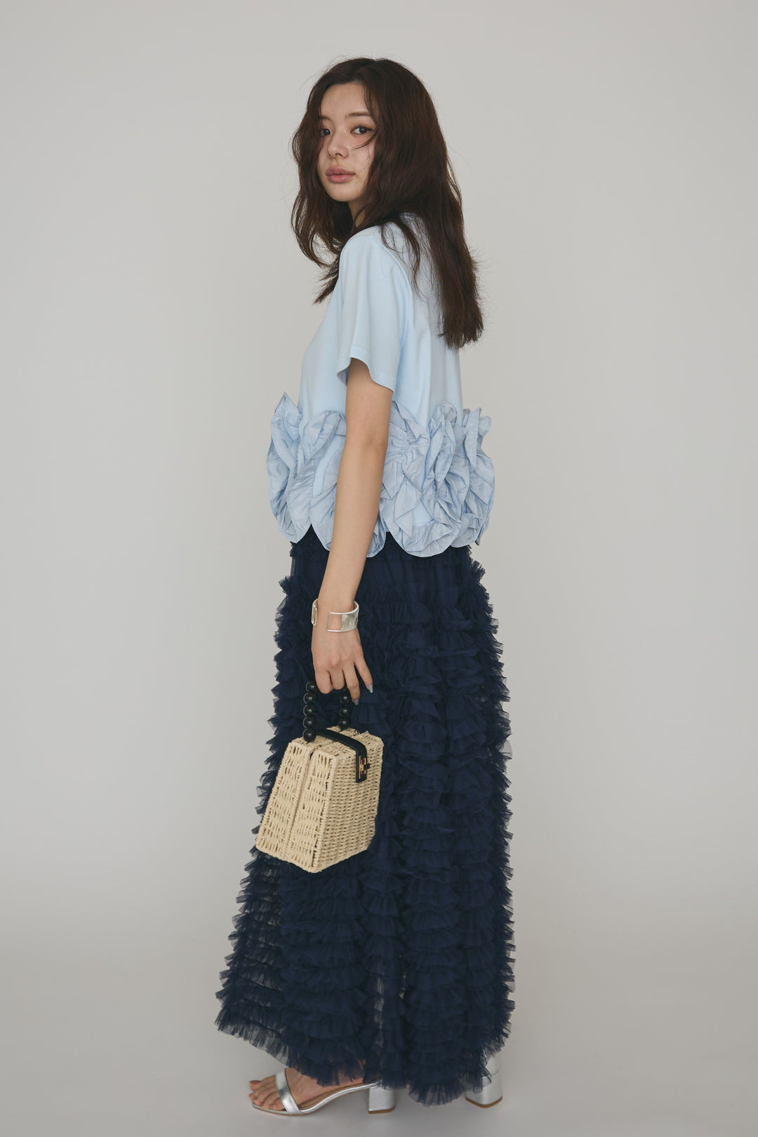 [予約/SET]フリルウェーブヘムカットTシャツ+ホイップチュールティアードスカート(2set)